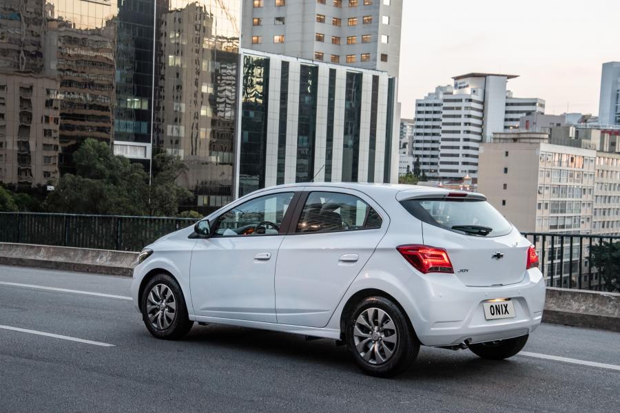  Chevrolet Onix Joy 2019 года  (фото 5 из 6)